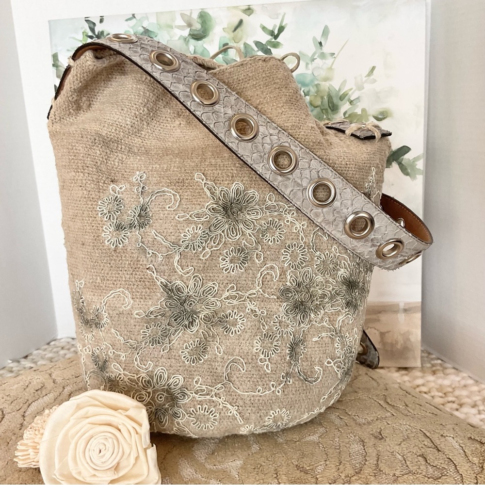 Claudia Akel Handmade Boho Woven/Embroidered/Leather Bucket Bag, EUC - Picture 3 of 9